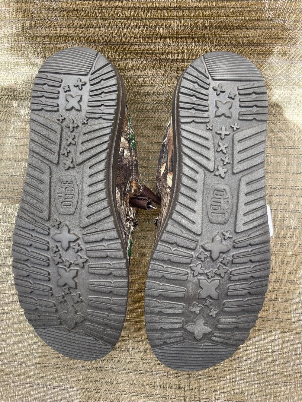 Hey Dude Wally Realtree Edge Camo Brown/Natural Mens 9M Slip On Shoes